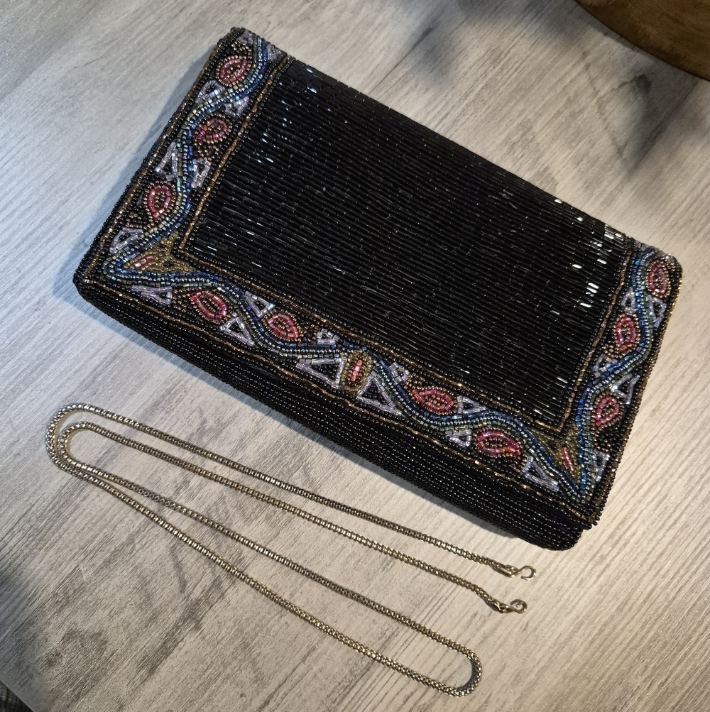 Vintage 1960s Beaded Shpulder & Clutch Purse With Metal Strap - Picture 2 of 16